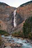 Takakkaw falls, 254 meter hoog. 